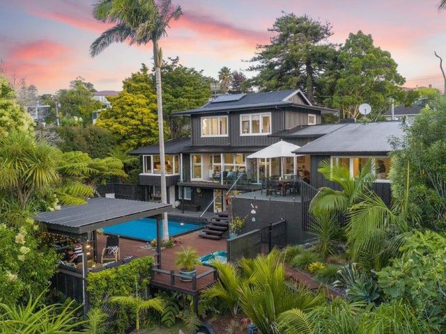 48 Rutherford Tce Meadowbank