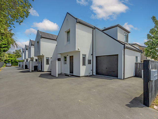 1/84 Shakespeare Road Waltham