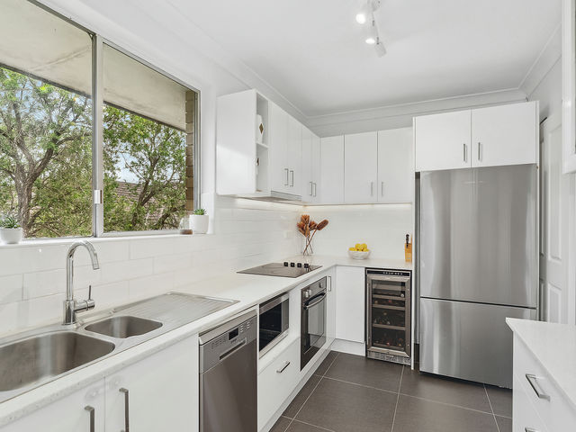 6/4 Ross Street Gladesville