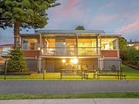 photo property thumbnail