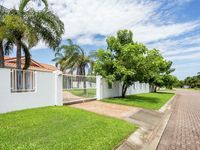 photo property thumbnail