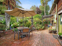 photo property thumbnail