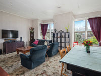 photo property thumbnail