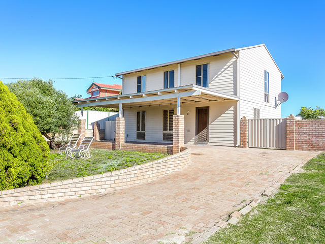 41 Yanrey Street GOLDEN BAY