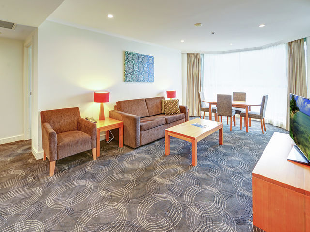 1407/37 Victor Street Chatswood