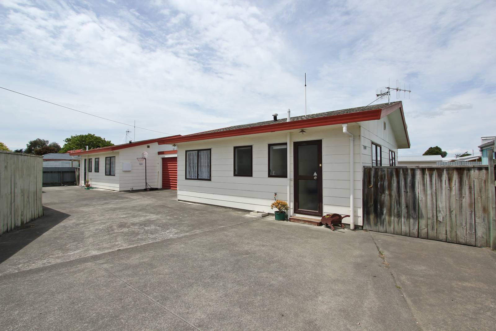 173 Taradale Road, Taradale 6 Bed House Private Sale