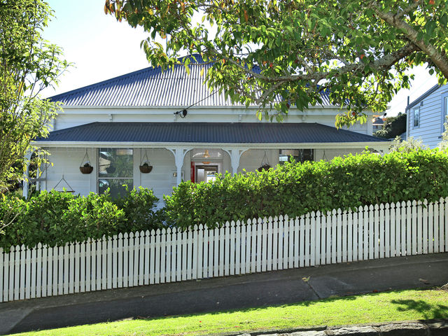 7 Third Avenue Kingsland