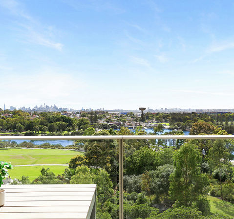 804 2 Brodie Spark Drive Wolli Creek