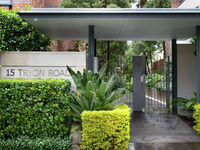 photo property thumbnail