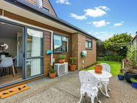 photo property thumbnail