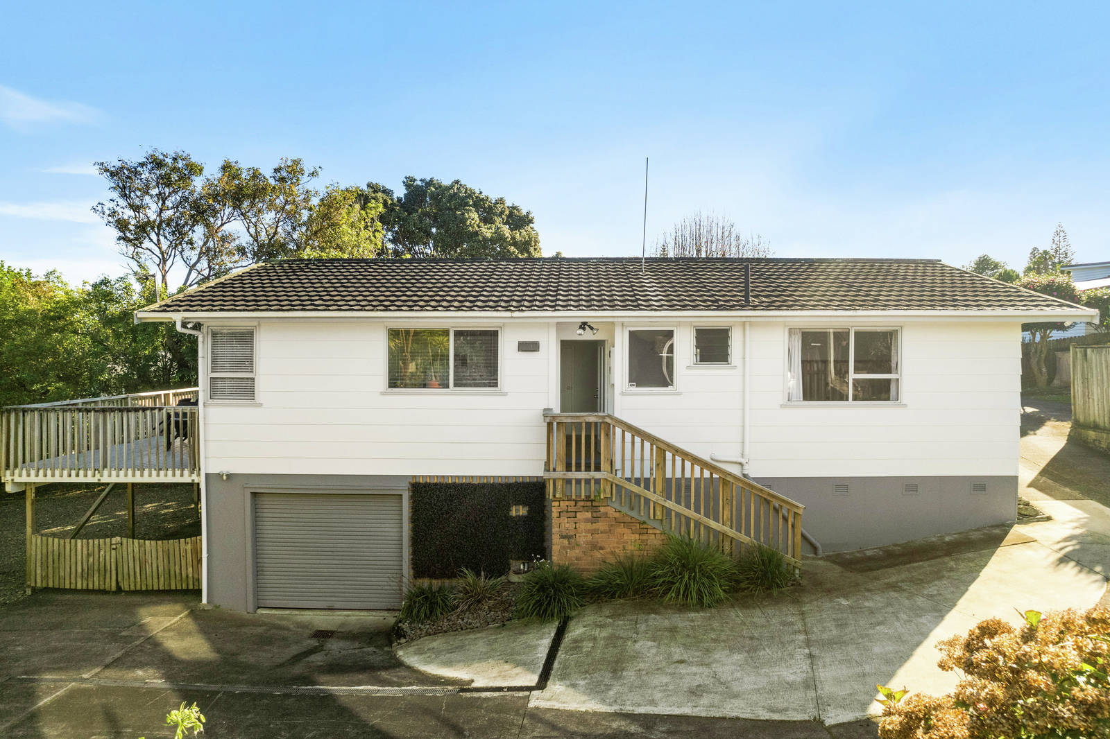 1/34 Opal Avenue, Pakuranga 3 Bed House Auction Sold