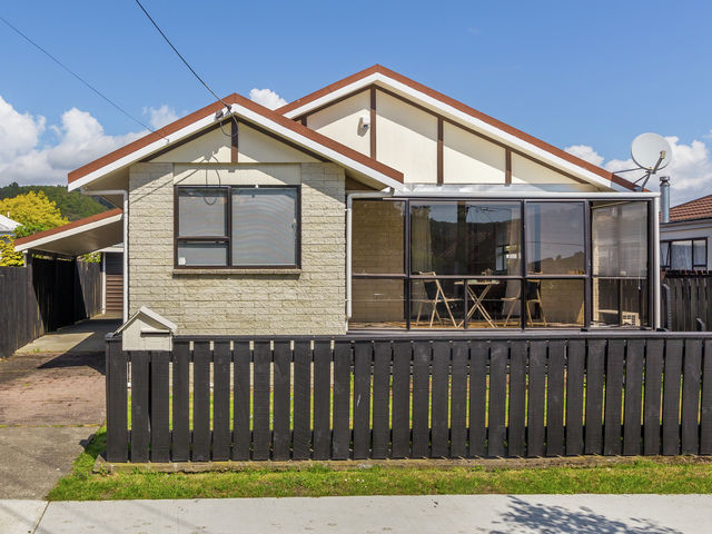 1/3 Ararino Street  Trentham