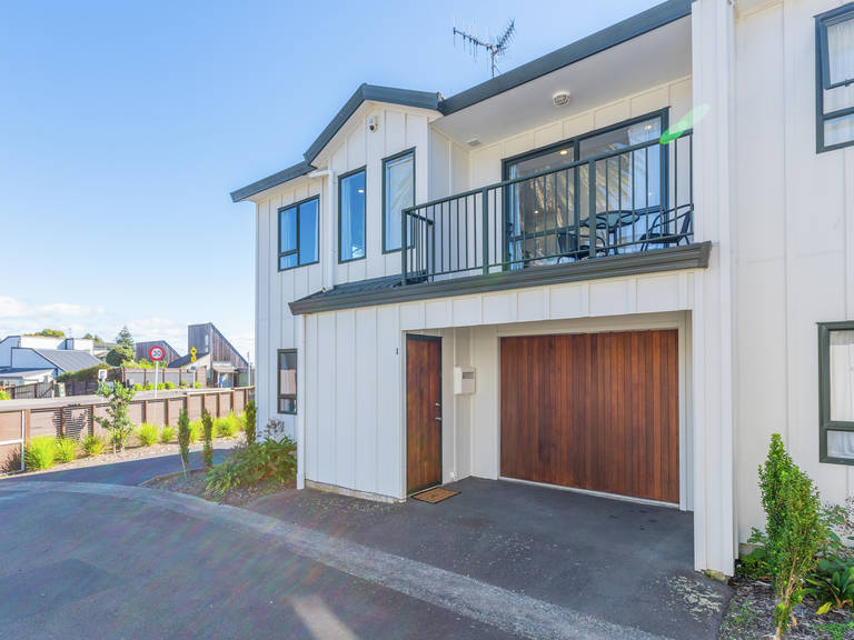 1/49 Maclean Street Paraparaumu Beach