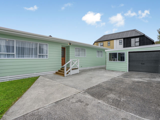 2/22 Rata Street Naenae