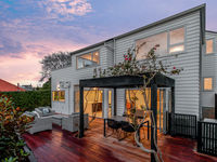 photo property thumbnail