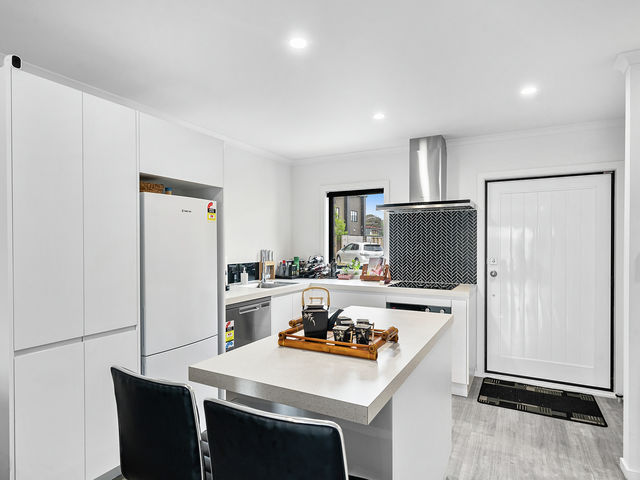 22/9 Surrey Street Tawa