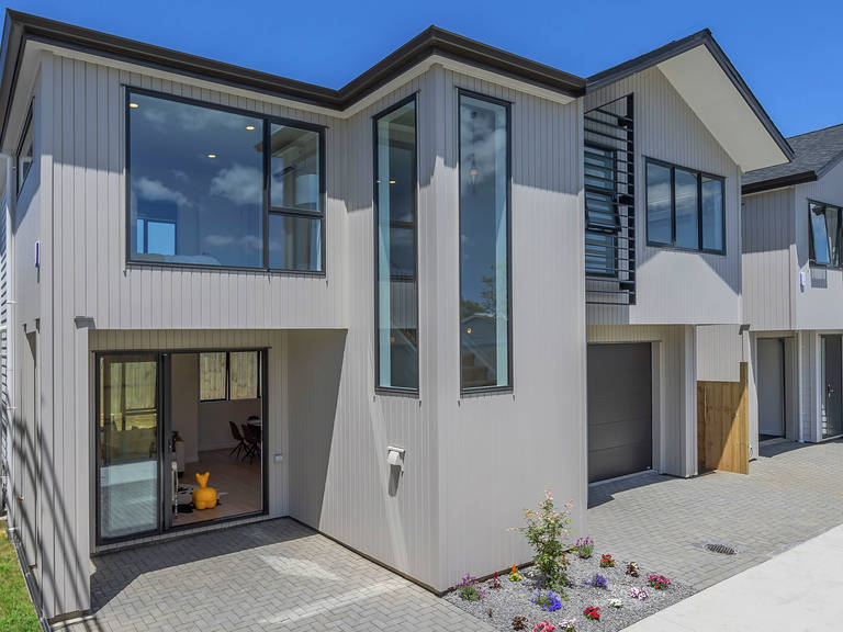 744B East Coast Road Pinehill