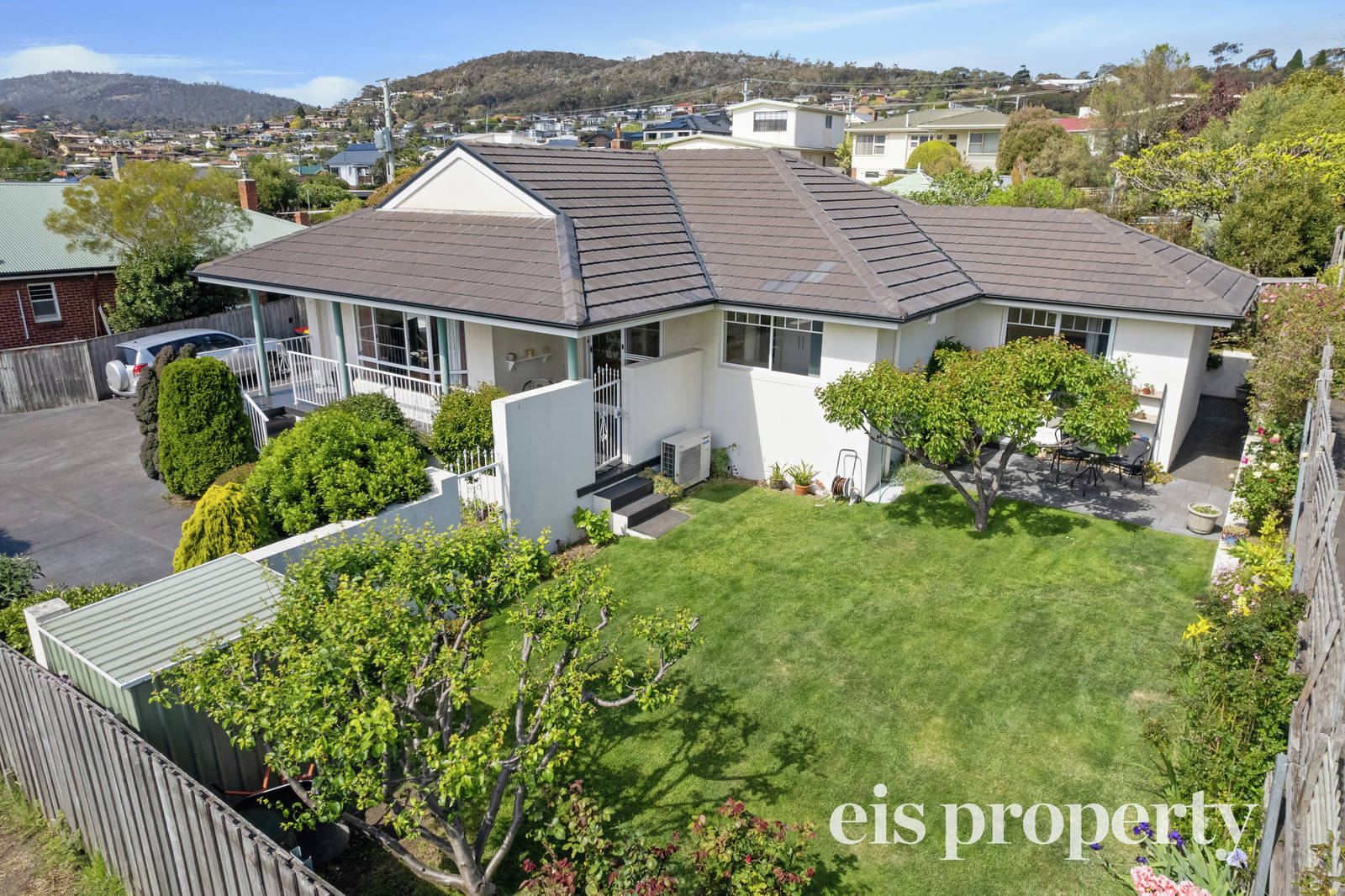 2/3 Yolla Street, Rose Bay 3 Bed House For Sale