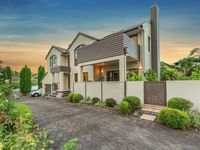 photo property thumbnail