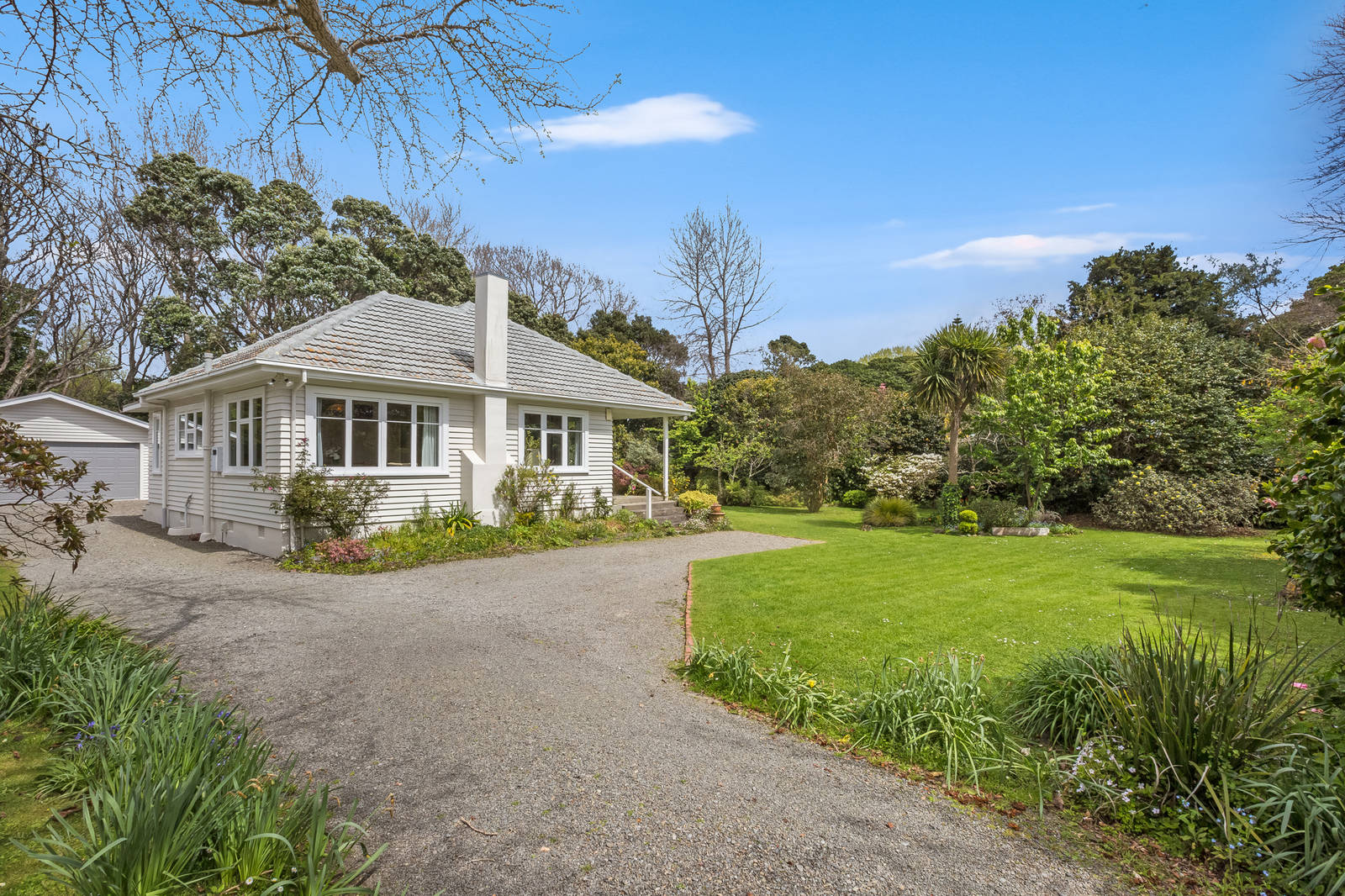 3133 Karu Crescent, Waikanae 2 Bed House Private Treaty