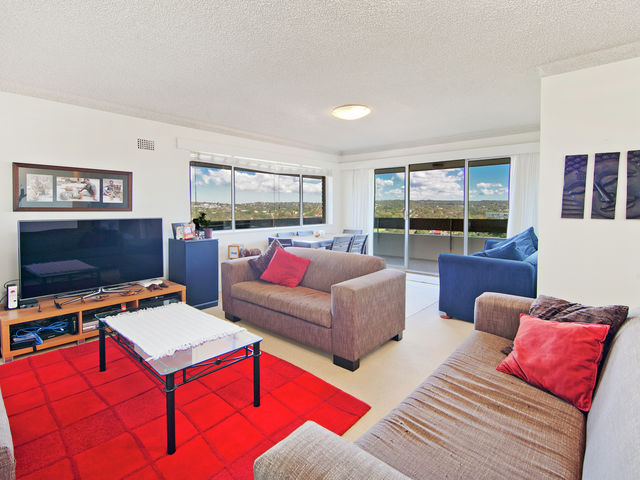 13/108 Queenscliff Road Queenscliff