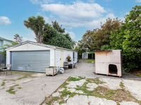 photo property thumbnail