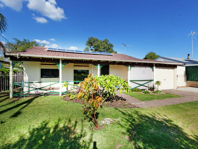 78 Dampier Dr GOLDEN BAY