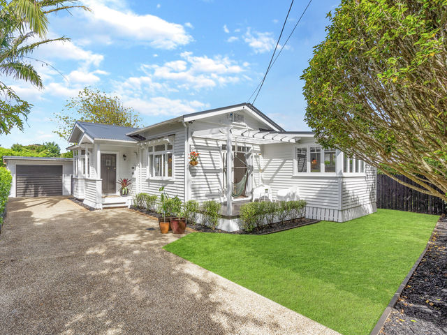14 Preston Avenue Mount Albert
