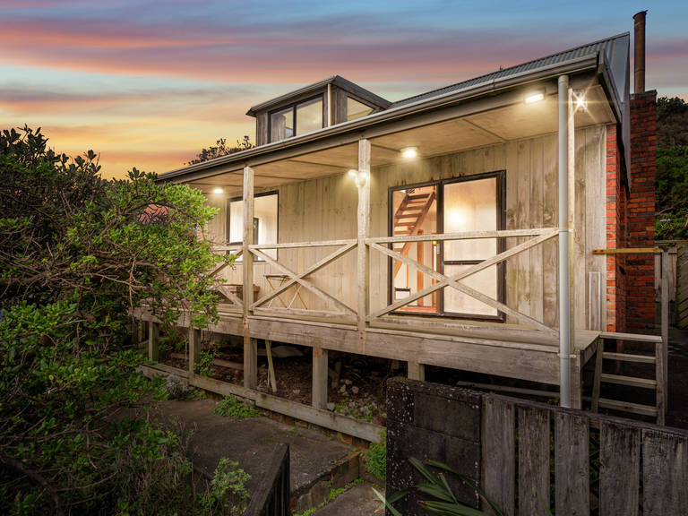 2B Happy Valley Road Owhiro Bay