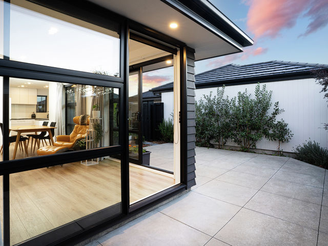 4/80 Waltham Road Sydenham