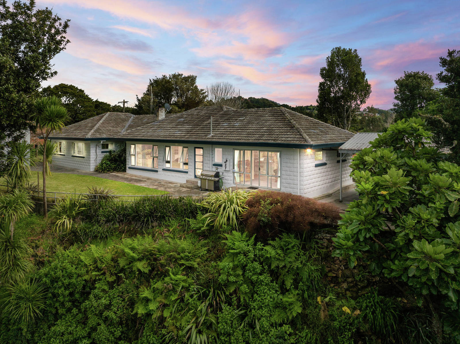 79 Whau Valley Road, Whau Valley 3 Bed House For Sale