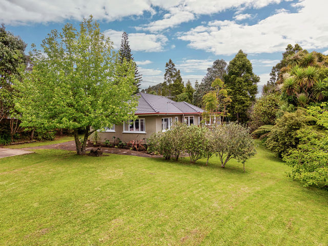 11 Tane Road Laingholm