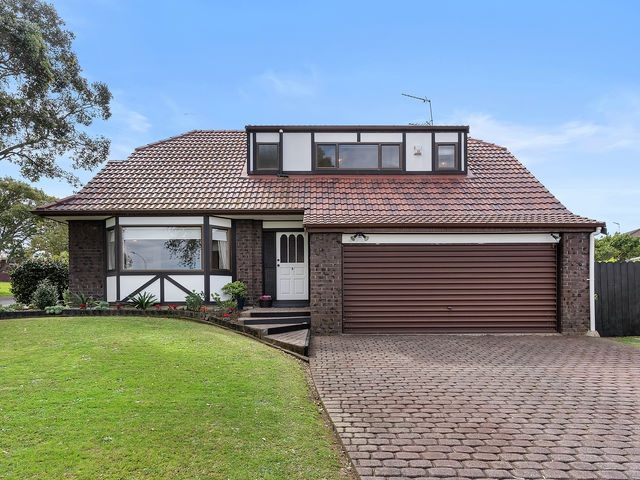 12 Kurnell Drive Botany Downs