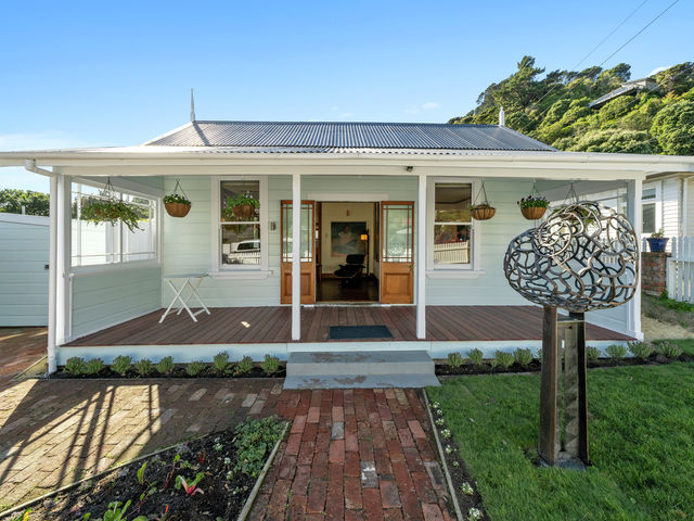 1 Totara Street Eastbourne