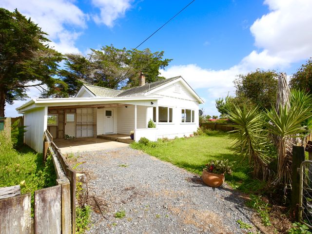 108 Fred Taylor Drive Westgate, Auckland