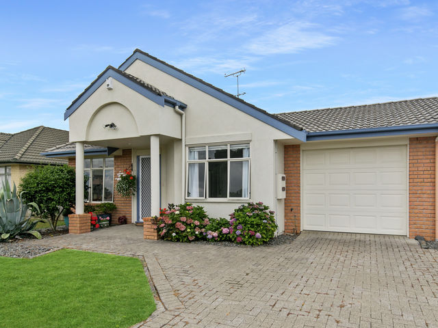 14 Fernbrook Close Burswood