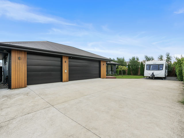 19 Full Moon Lane Rolleston