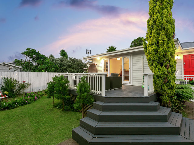 9A Range View Road Mount Albert