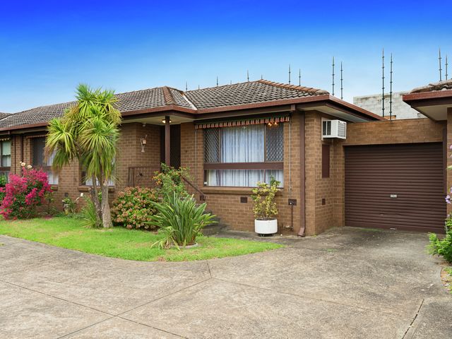 7/23 Swindon Road Hughesdale