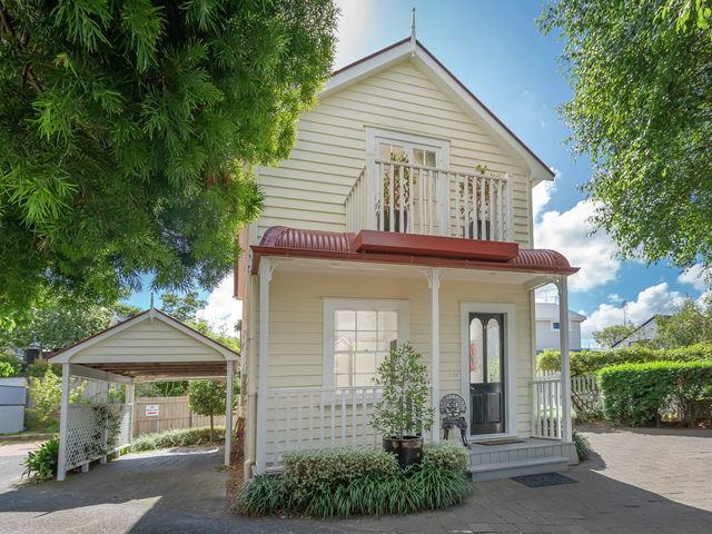 4/14-26 Beach Road Northcote Point