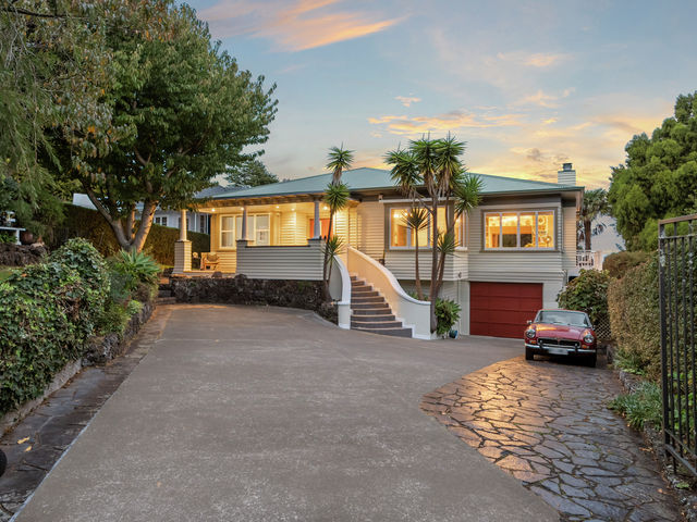 15 Summit Drive Mount Albert