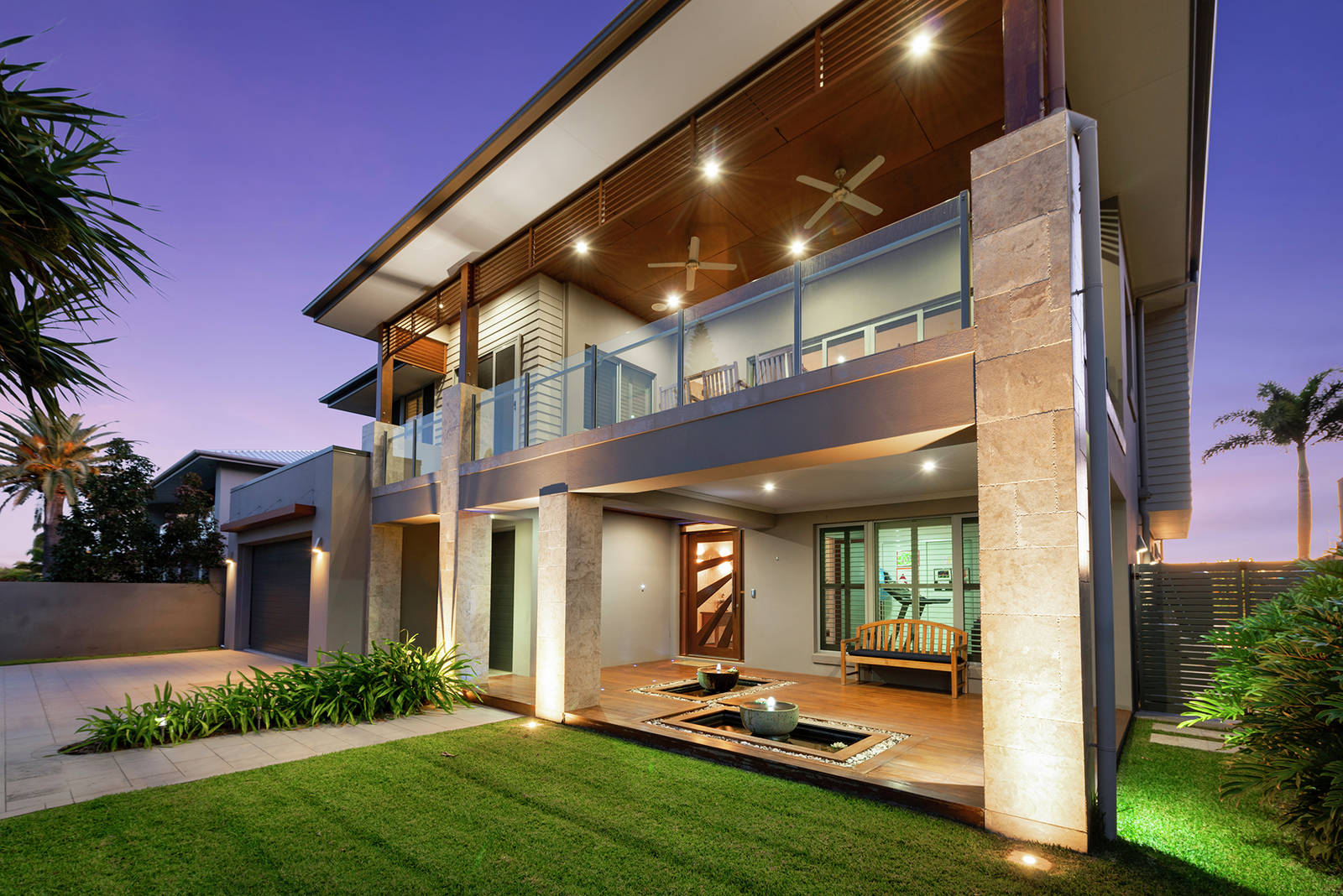 52 Shearwater Esplanade, Runaway Bay 6 Bed House Auction