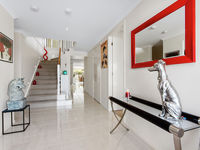photo property thumbnail