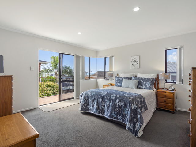 2/23 Kiteroa Terrace Rothesay Bay