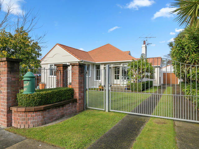30 Pinny Avenue Epuni
