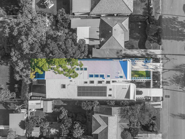 150A Charles  Street Putney