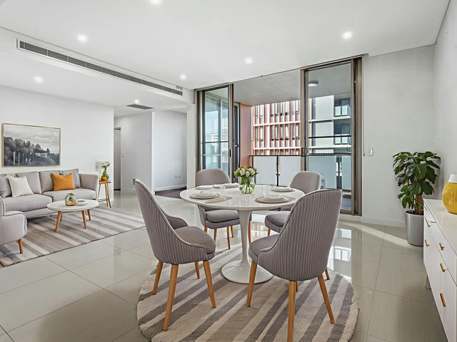 7502/1A Morton Street Parramatta
