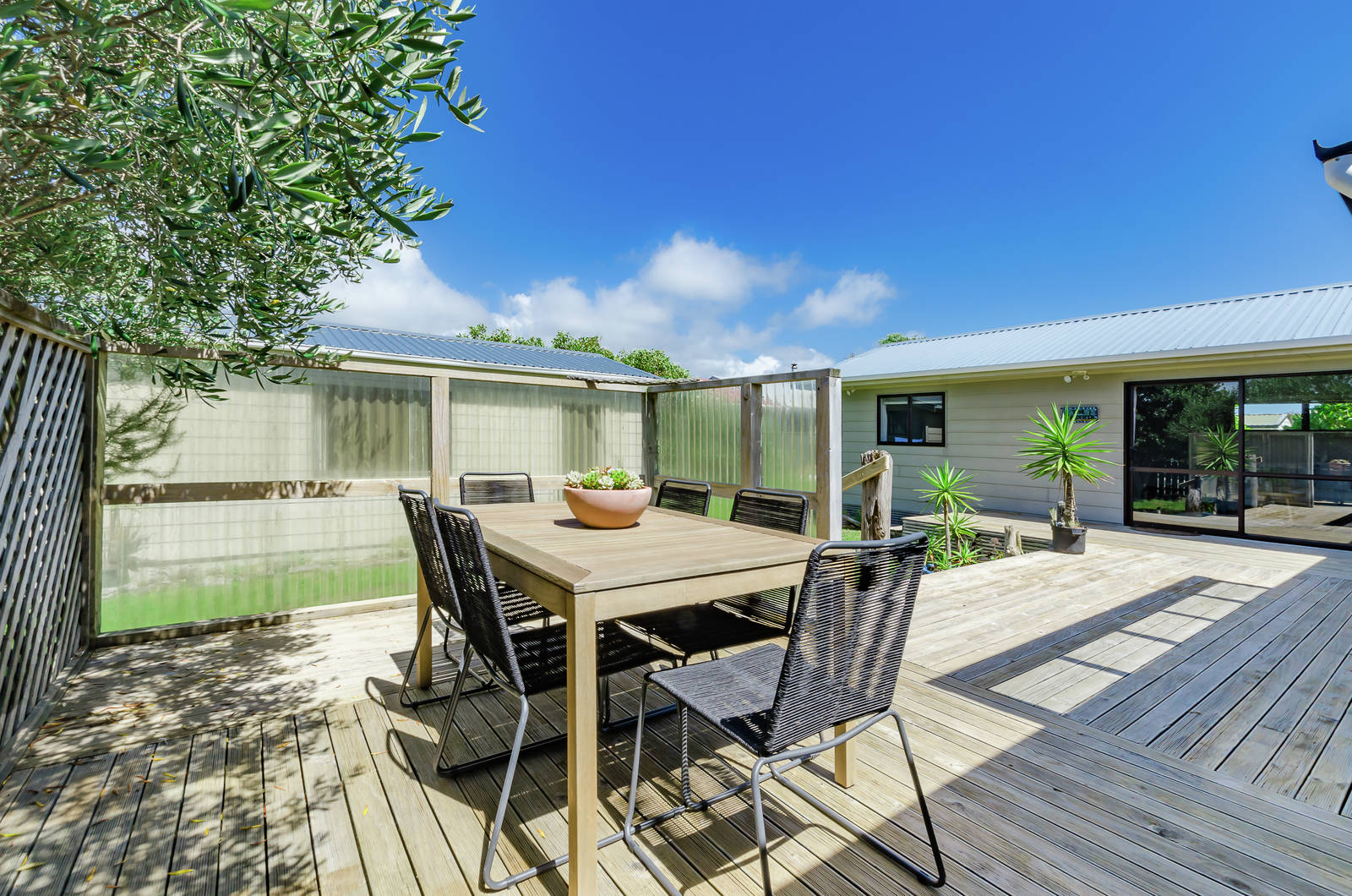 128 Tutere Street, Waikanae Beach 3 Bed House Private Sale
