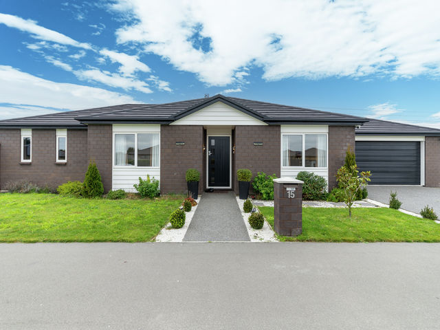 15 Mary Carpenter Avenue Yaldhurst 