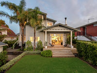 photo property thumbnail